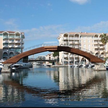 Apartament T2/T3 Duplex A Port Frejus Proche De La Mer Zewnętrze zdjęcie